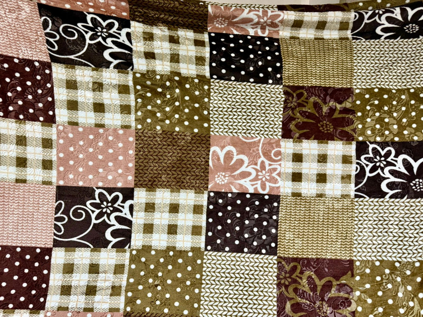 Premium AC Fleece Blankets – Ultra Soft & Warm | Single & Double Bed